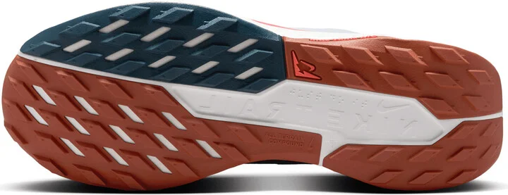 Nike Women's Pegasus Trail 5 GORE-TEX Waterproof Trail Running Shoes in Grey | FQ0912-007 - Image 2
