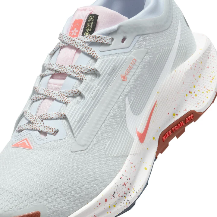 Nike Women's Pegasus Trail 5 GORE-TEX Waterproof Trail Running Shoes in Grey | FQ0912-007 - Image 7