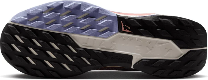 Nike Women's Pegasus Trail 5 GORE-TEX Waterproof Trail Running Shoes in Pink | FQ0912-602 - Image 2