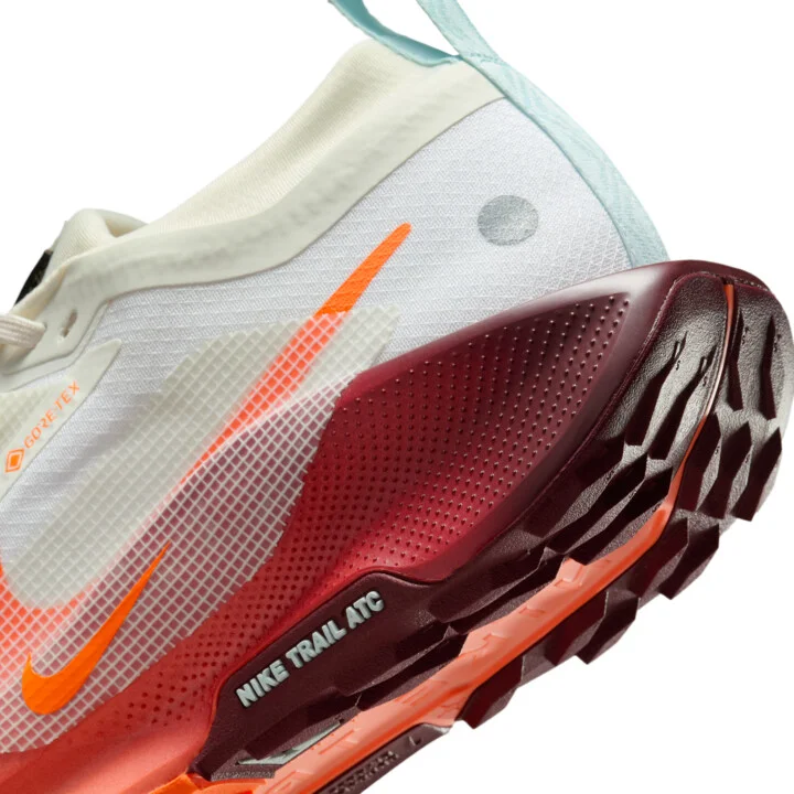 Nike Women's Pegasus Trail 5 GORE-TEX Waterproof Trail Running Shoes in White | FQ0912-104 - Image 8