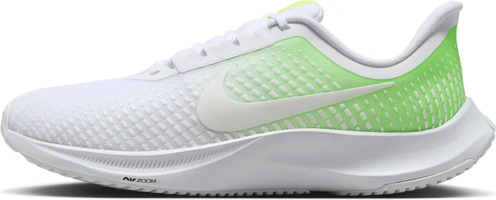 Nike Women's Power Flight Cheerleading Shoes in Yellow | FV6290-700