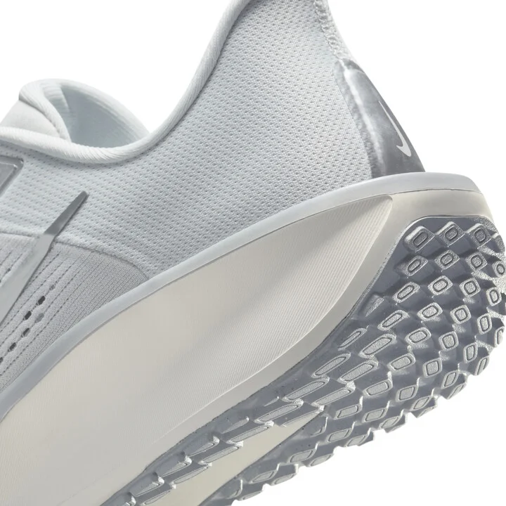 Nike Women's Quest 6 Road Running Shoes in Grey | FD6034-007 - Image 8
