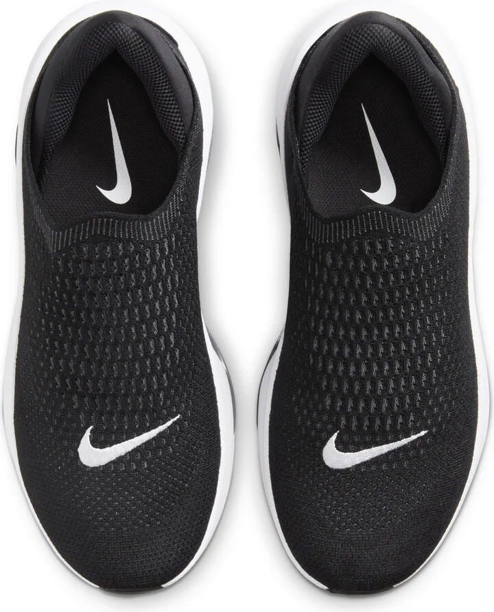 Nike Women's Reina EasyOn Shoes in Black | FN0345-001 - Image 4