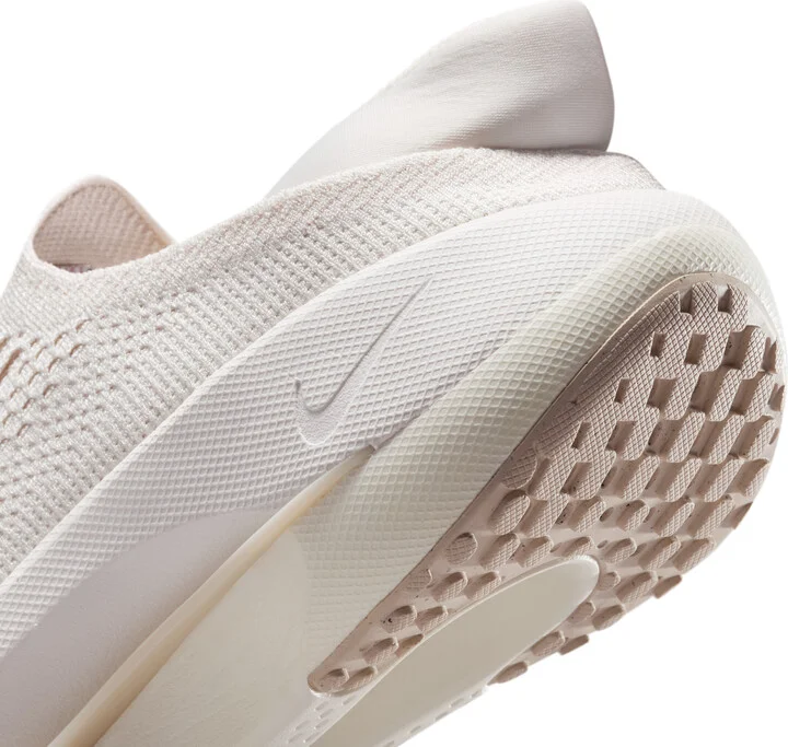 Nike Women's Reina EasyOn Shoes in Brown | FN0345-102 - Image 9