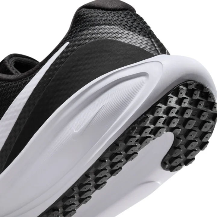 Nike Women's Revolution 8 Road Running Shoes (Extra Wide) in Black | HQ1995-002 - Image 8