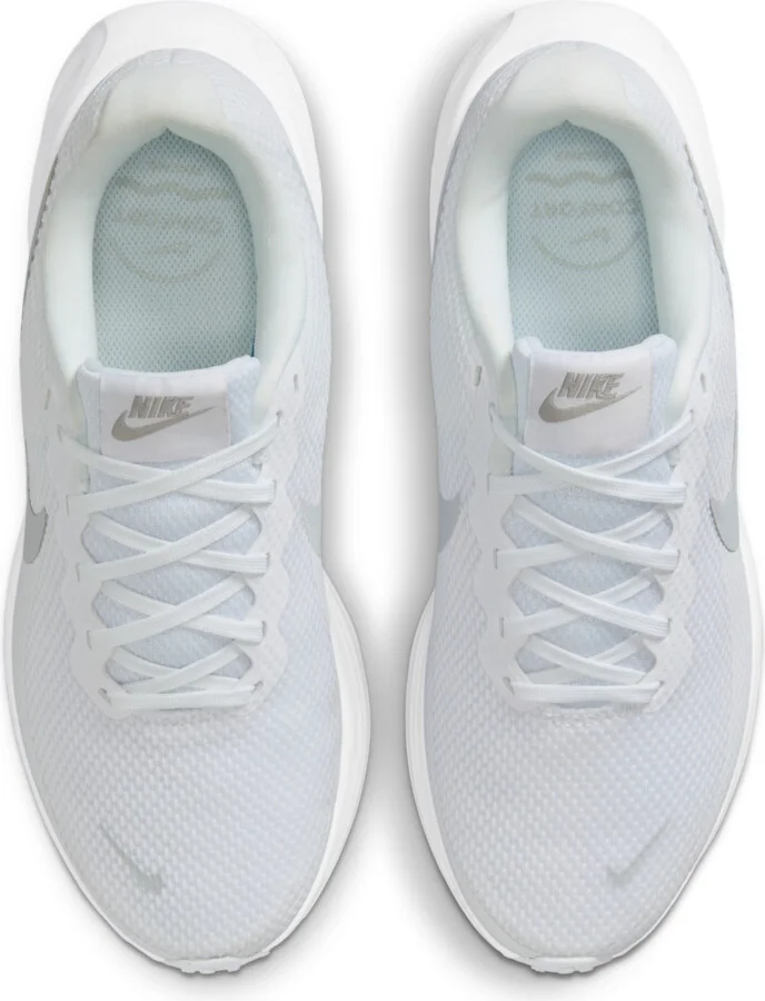 Nike Women's Revolution 8 Road Running Shoes (Extra Wide) in White | HQ1995-100 - Image 4
