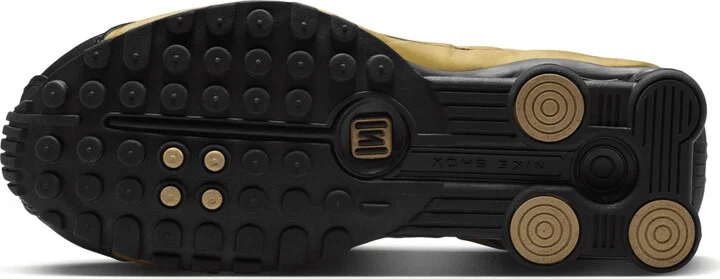 Nike Women's Shox R4 Shoes in Black | AR3565-005 - Image 2