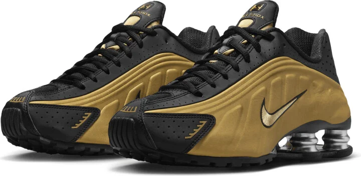 Nike Women's Shox R4 Shoes in Black | AR3565-005 - Image 5