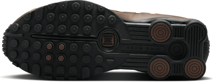 Nike Women's Shox R4 Shoes in Black | AR3565-007 - Image 2