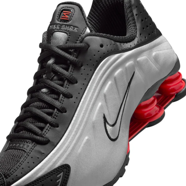 Nike Women's Shox R4 Shoes in Black | AR3565-011 - Image 7