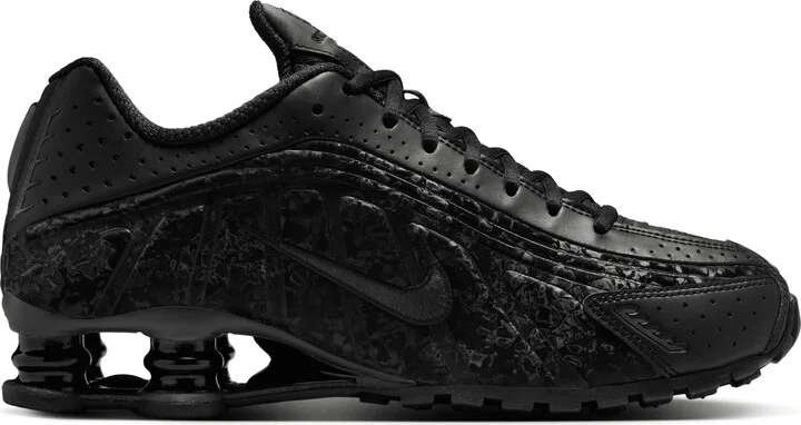 Nike Women's Shox R4 Shoes in Black | HV0934-002 - Image 3