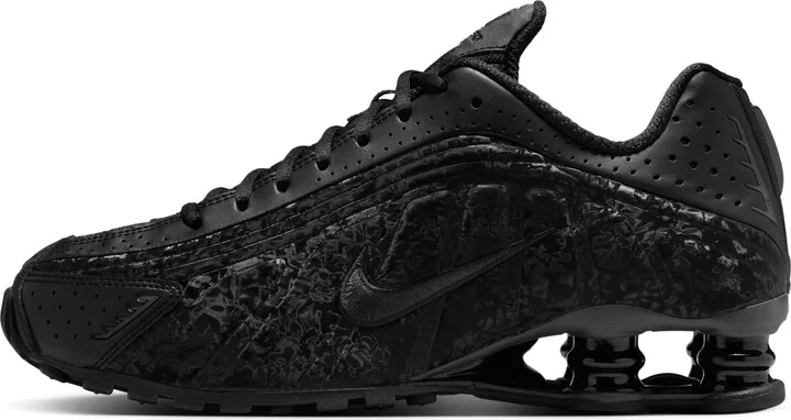 Nike Women's Shox R4 Shoes in Black | HV0934-002