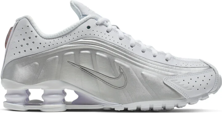 Nike Women's Shox R4 Shoes in White | AR3565-101 - Image 3