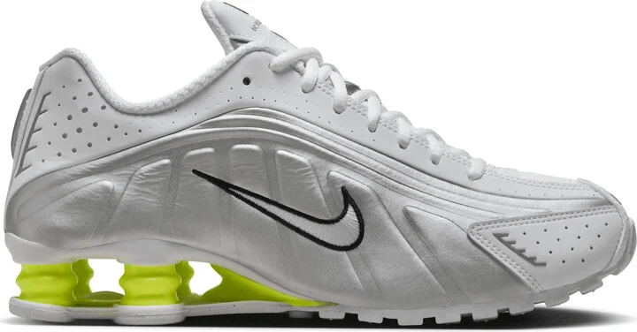 Nike Women's Shox R4 Shoes in White | AR3565-102 - Image 3