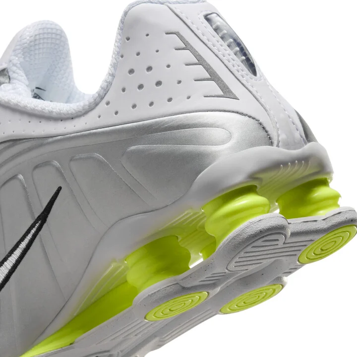 Nike Women's Shox R4 Shoes in White | AR3565-102 - Image 8
