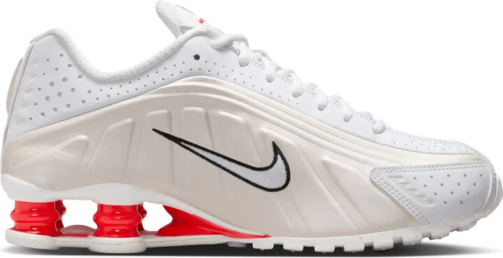 Nike Women's Shox R4 Shoes in White | AR3565-103 - Image 3