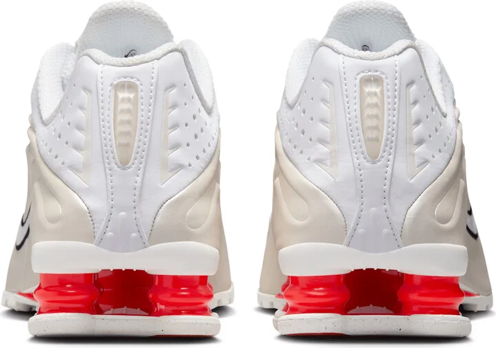 Nike Women's Shox R4 Shoes in White | AR3565-103 - Image 6
