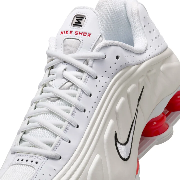 Nike Women's Shox R4 Shoes in White | AR3565-103 - Image 7