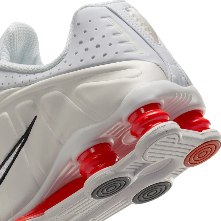 Nike Women's Shox R4 Shoes in White | AR3565-103 - Image 8