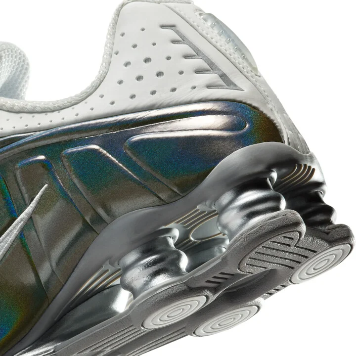 Nike Women's Shox R4 Shoes in White | IB7703-100 - Image 8