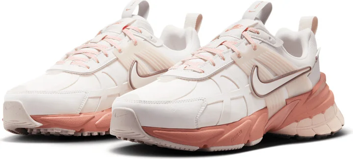 Nike Women's V2K Run GORE-TEX Waterproof Shoes in Grey | FZ2622-003 - Image 5