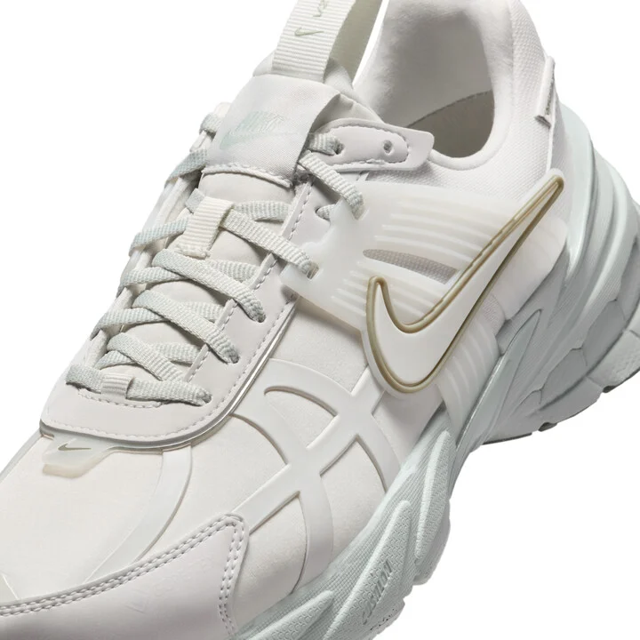 Nike Women's V2K Run GORE-TEX Waterproof Shoes in Grey | FZ2622-004 - Image 7