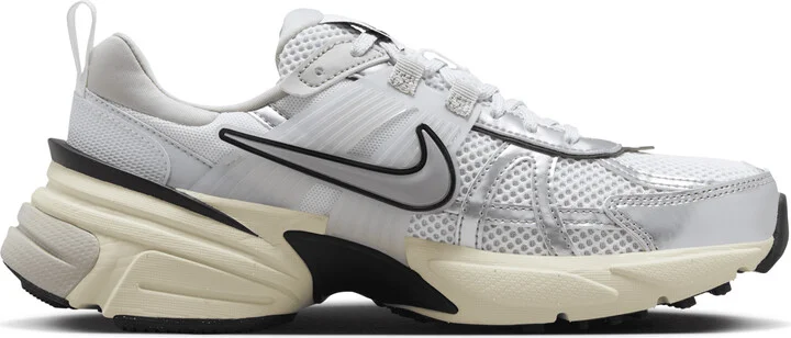Nike Women's V2K Run Shoes in White | FD0736-100 - Image 4