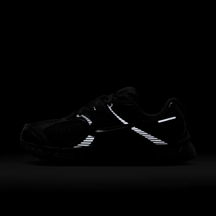 Nike Women's V5 RNR Shoes in Black | HQ7901-001 - Image 10