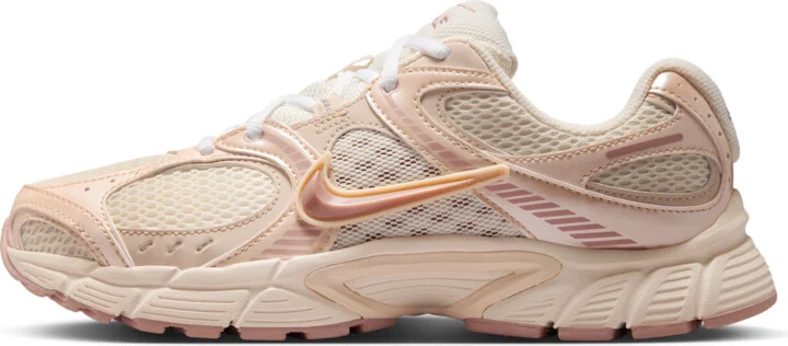Nike Women's V5 RNR Shoes in Brown | IH5088-001
