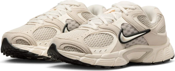 Nike Women's V5 RNR Shoes in Brown | II6294-100 - Image 5