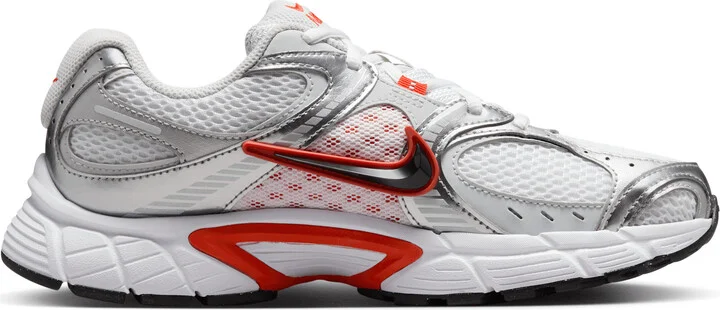 Nike Women's V5 RNR Shoes in White | HQ7901-100 - Image 3
