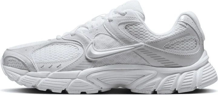 Nike Women's V5 RNR Shoes in White | HQ7901-101