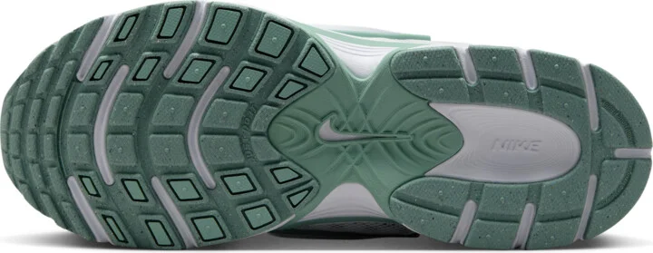 Nike Women's V5 RNR Shoes in White | HQ7901-106 - Image 2