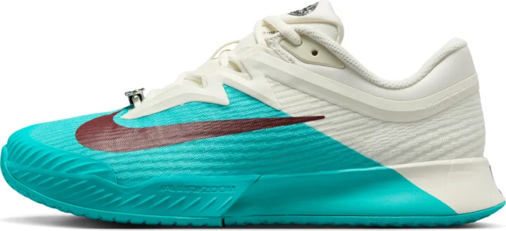 Nike Women's Vapor Pro 3 Premium Hard Court Tennis Shoes in Green | HJ6641-300