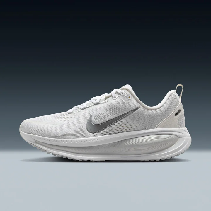 Nike Women's Vomero 1 Road Running Shoes in White | HM6804-104