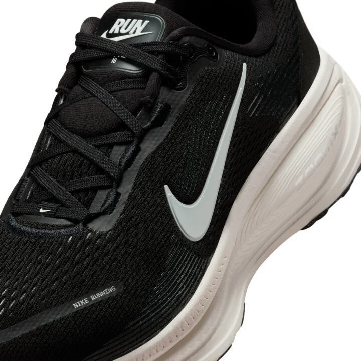 Nike Women's Vomero 18 Road Running Shoes (Extra Wide) in Black | IF0515-002 - Image 7