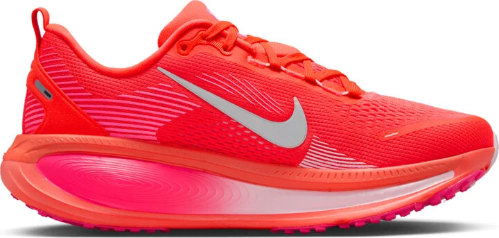 Nike Women's Vomero 18 Road Running Shoes in Red | HM6804-603 - Image 3