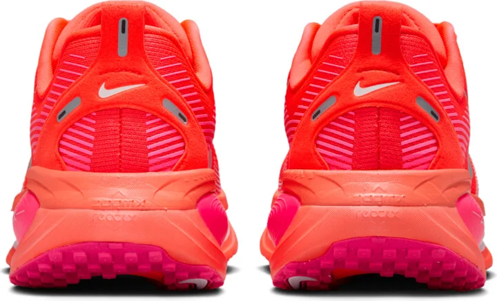 Nike Women's Vomero 18 Road Running Shoes in Red | HM6804-603 - Image 6