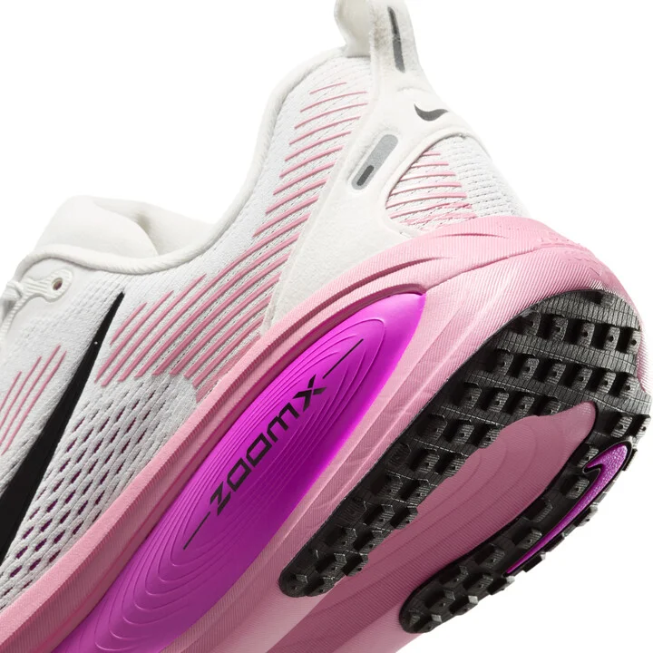 Nike Women's Vomero 18 Road Running Shoes in White | HM6804-105 - Image 8