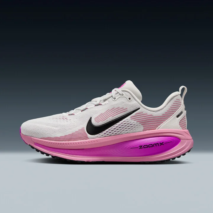 Nike Women's Vomero 18 Road Running Shoes in White | HM6804-105