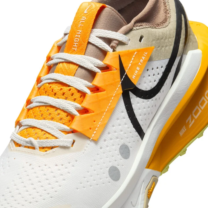 Nike Women's Zegama 2 Trail Running Shoes in Grey | FD5191-005 - Image 7