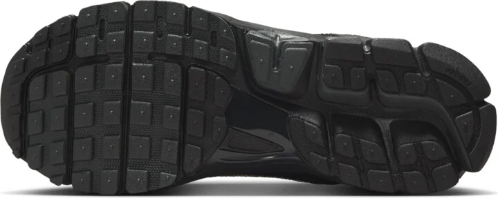 Nike Women's Zoom Vomero 5 SE Shoes in Black | IB4397-001 - Image 2