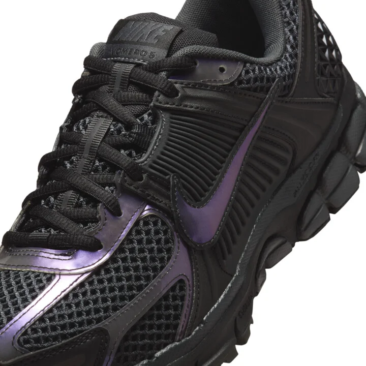 Nike Women's Zoom Vomero 5 SE Shoes in Black | IB4397-001 - Image 7