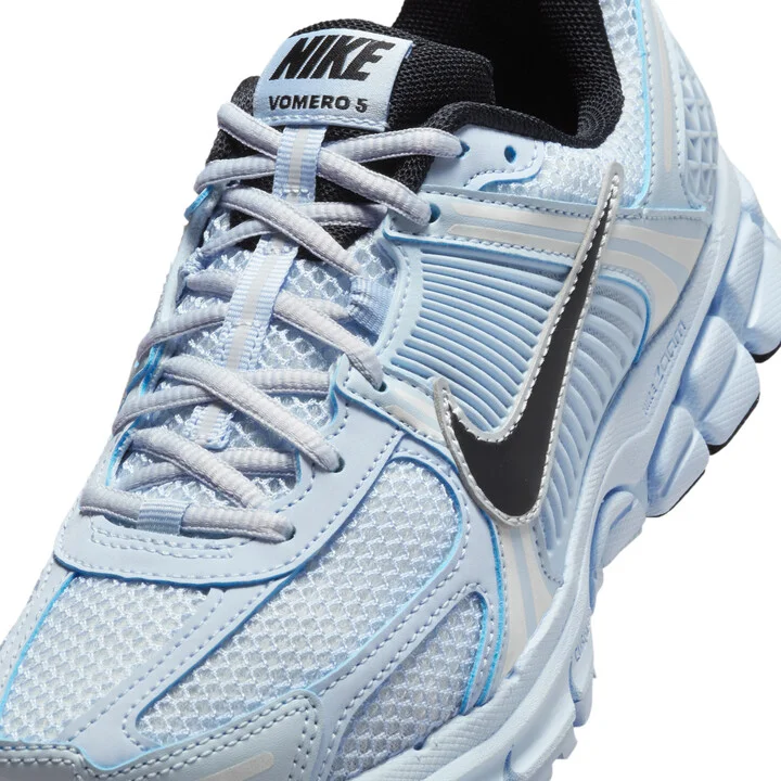 Nike Women's Zoom Vomero 5 Shoes in Blue | FJ2028-401 - Image 7
