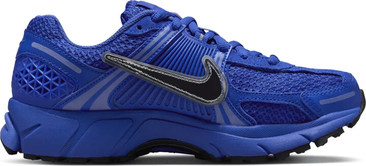 Nike Women's Zoom Vomero 5 Shoes in Blue | HJ7328-445 - Image 3