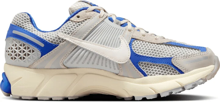 Nike Women's Zoom Vomero 5 Shoes in Blue | IB4368-480 - Image 3