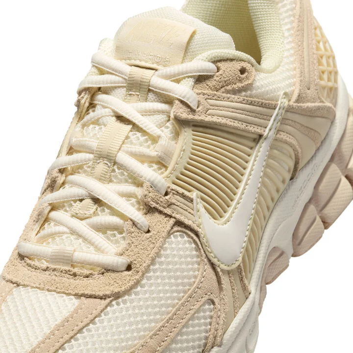 Nike Women's Zoom Vomero 5 Shoes in Brown | HQ0458-200 - Image 7