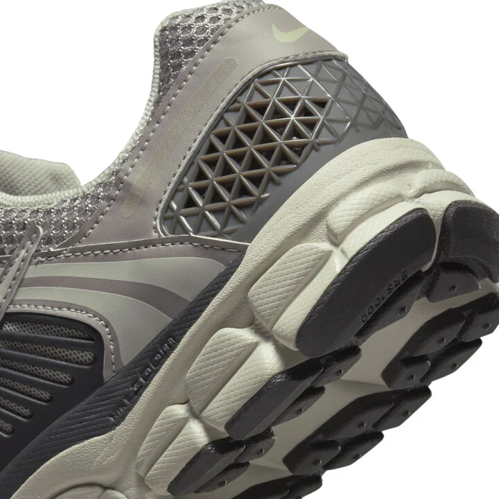 Nike Women's Zoom Vomero 5 Shoes in Grey | FB8825-001 - Image 9