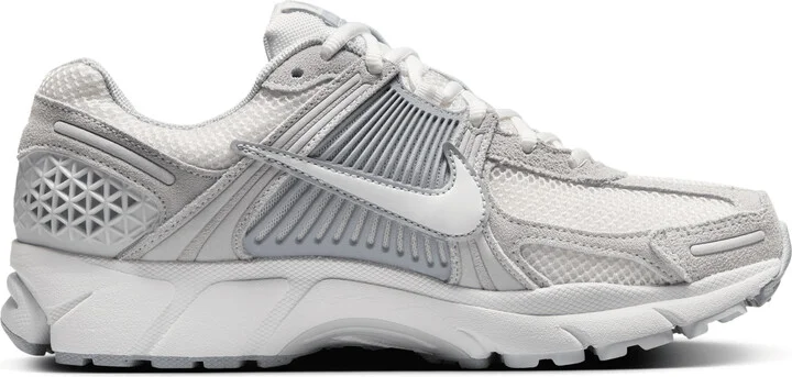 Nike Women's Zoom Vomero 5 Shoes in Grey | HQ0458-001 - Image 3