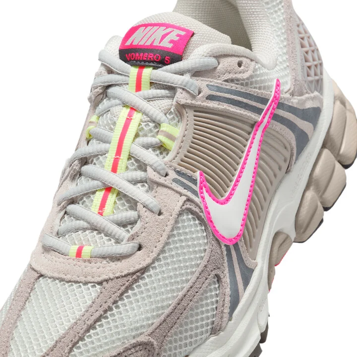 Nike Women's Zoom Vomero 5 Shoes in Grey | IH0278-033 - Image 7